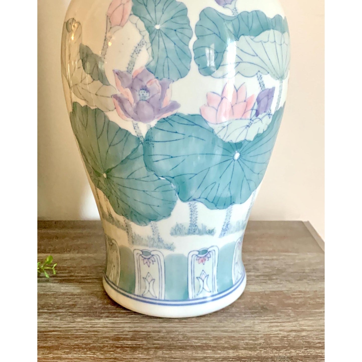 Chinoiserie Vintage Hand-Painted Porcelain Large Pastel Vase Urn Umbrella Stand