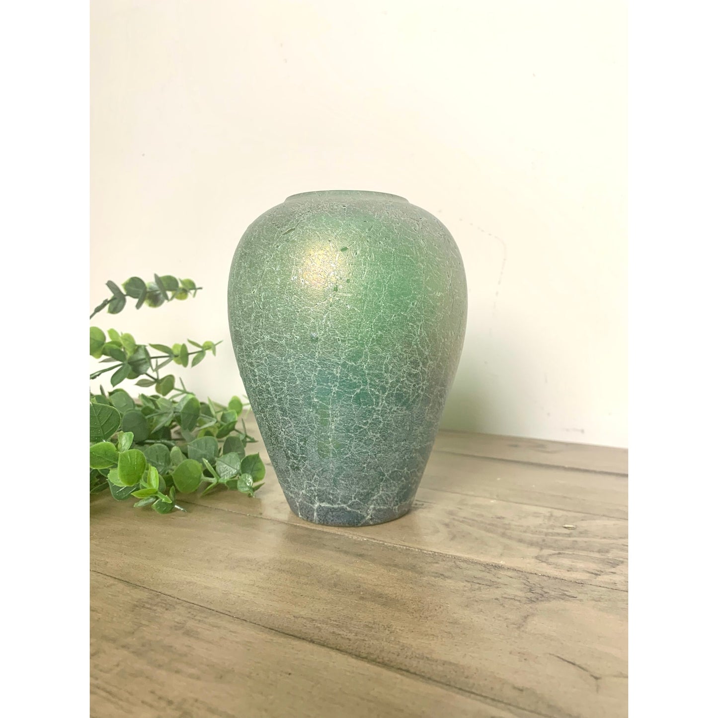Vintage Silvestri Mouth Blown Green Crackle Iridescent Art Glass Vase 6.25 High