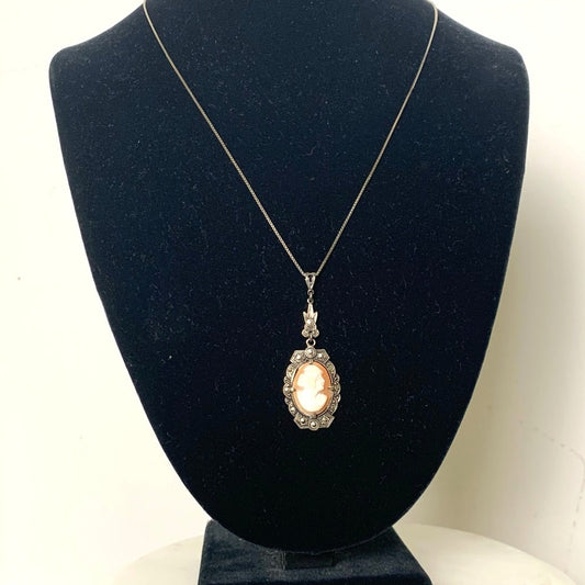 Vintage Sterling Silver Marcasite Real Shell Cameo Lariat Pendant Necklace 925