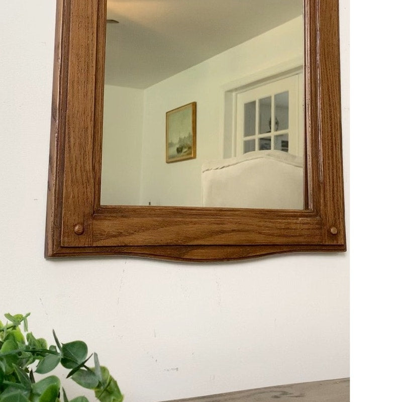 Vintage Syroco Wall Mirror with Shell Crest – 24.5” x 16.5” Coastal Boho MCM