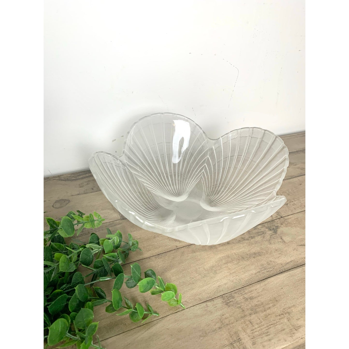 Vintage Mikasa Frosted Crystal Glass Clamshell Coastal Serving Salad Bowl