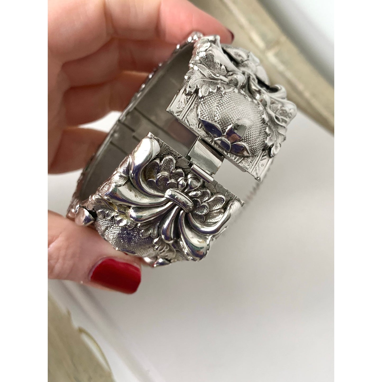 Vintage Wide Silver Tone Bracelet Whiting and Davis Style Repousse Floral Bangle