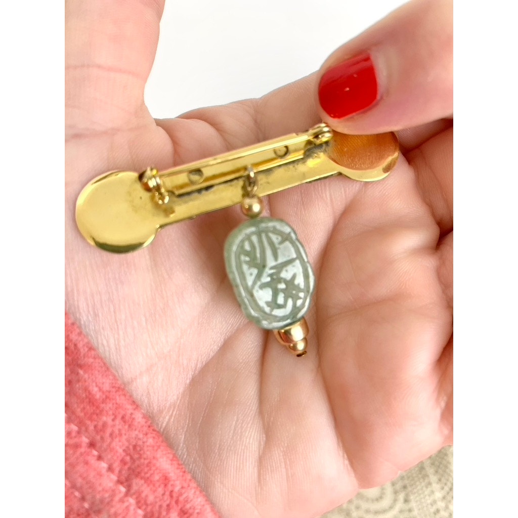 Vintage Gold Tone Bar Brooch with Green Stone Dangle Jade Style Drop Pin