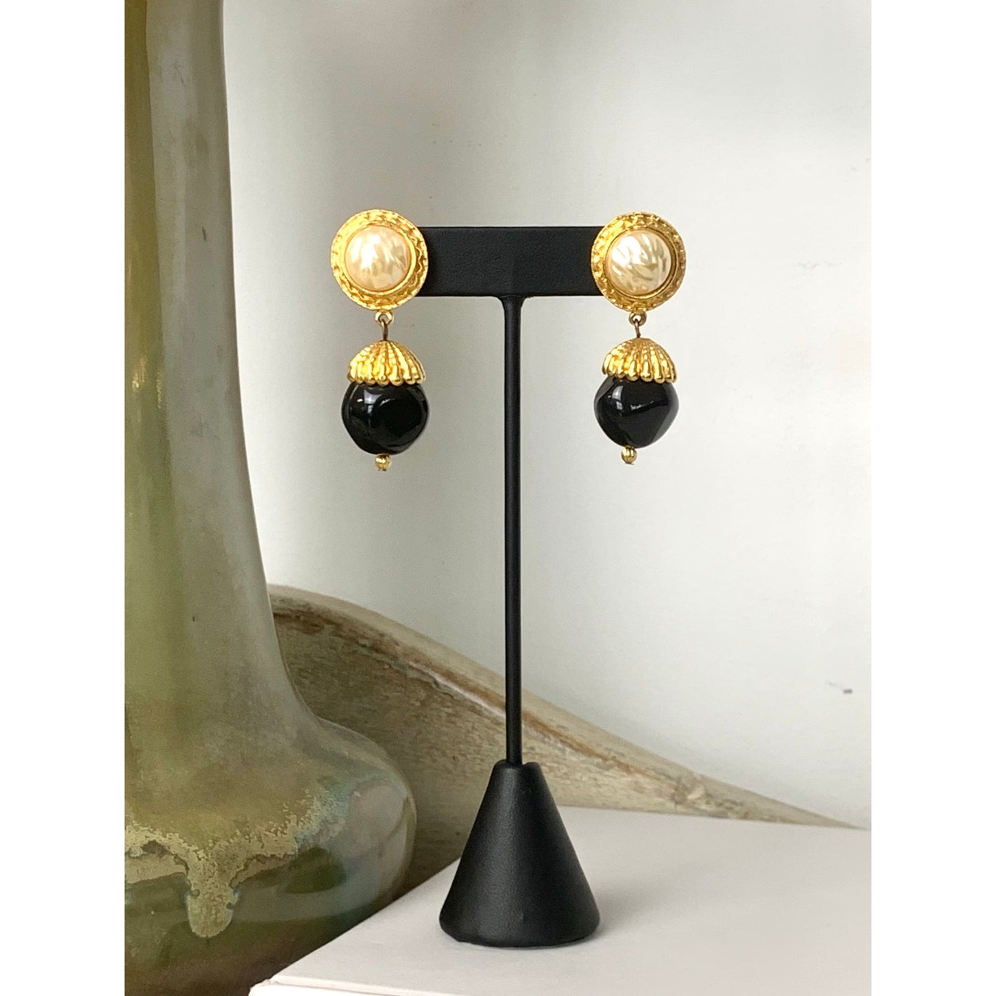 Vintage Faux Pearl Black Bead Goldtone Dangle Earrings Classic Statement
