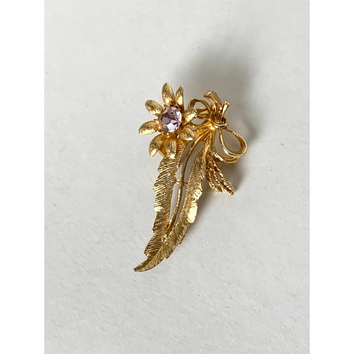 Vintage Goldtone Floral Brooch Lavender Purple Rhinestone Flower Ribbon Leaf Pin