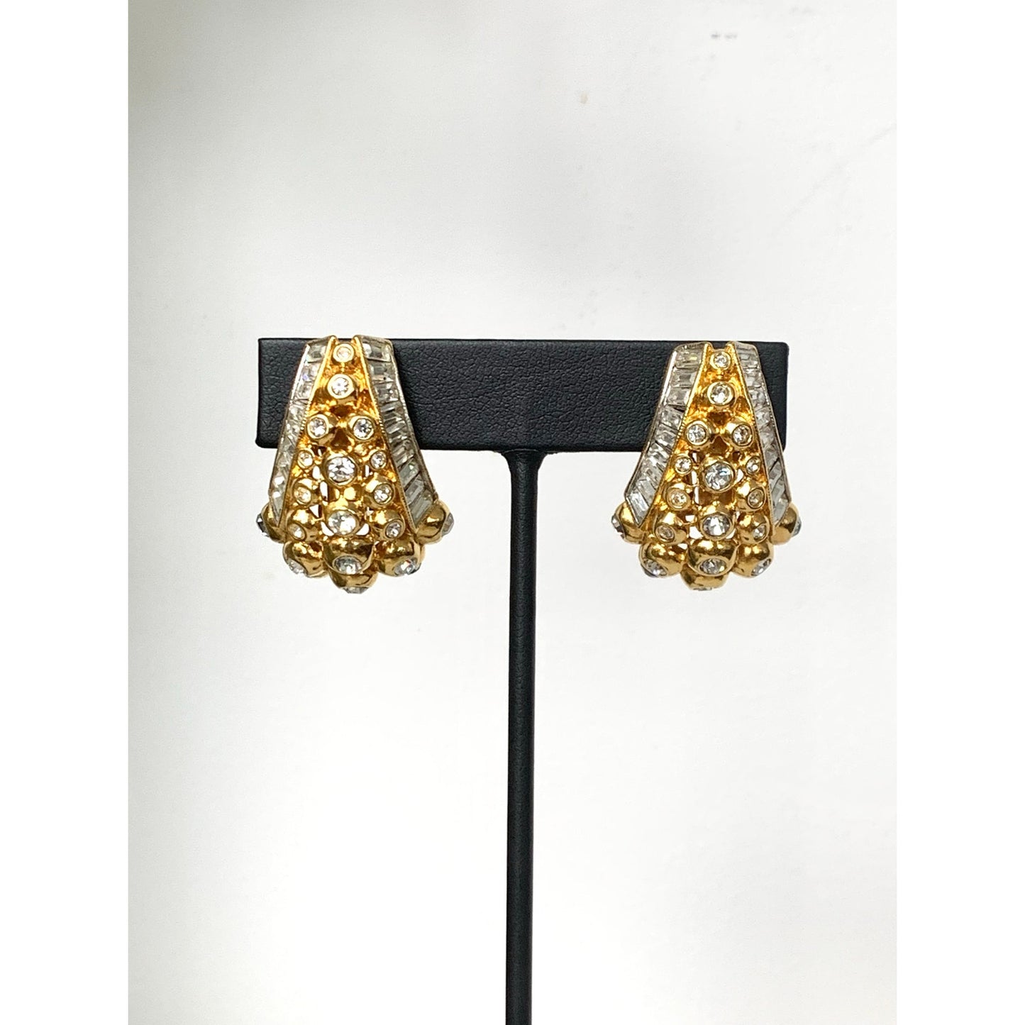 Elizabeth Taylor Avon Evening Star Clip On Earrings Vintage Rhinestone Goldtone Elegant