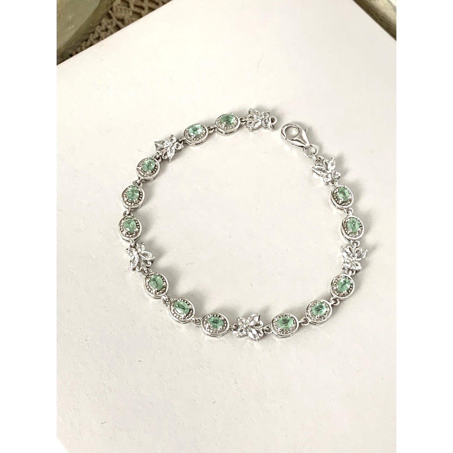 Vintage Sterling Silver Tennis Bracelet Green Stones Butterfly Links 925 Size 7