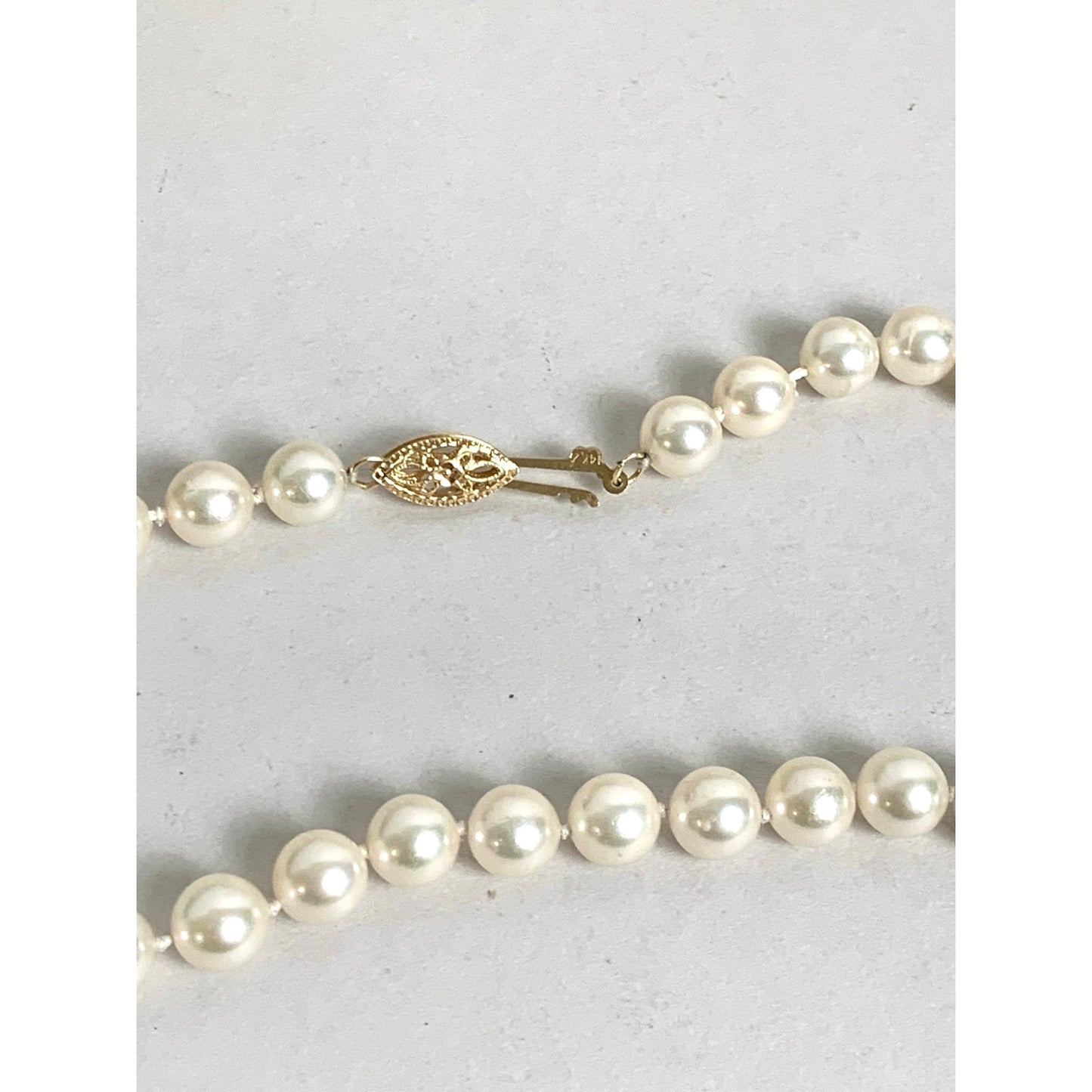 Vintage Cultured Freshwater Pearl Necklace 14K Gold Classic Elegant Bridal Old Money
