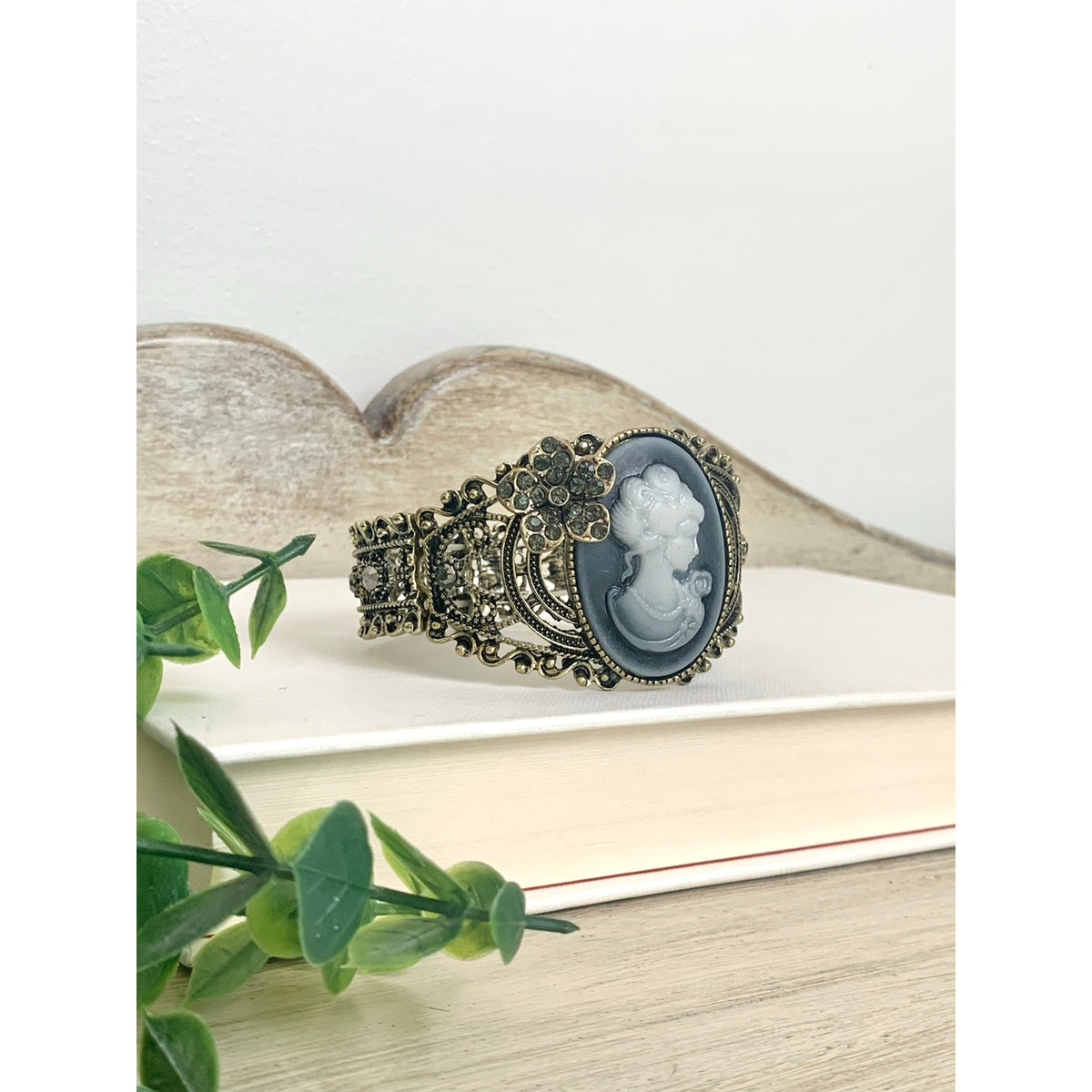 Cameo Stretch Bracelet Rhinestone Floral Victorian Revival Style Statement Jewelry