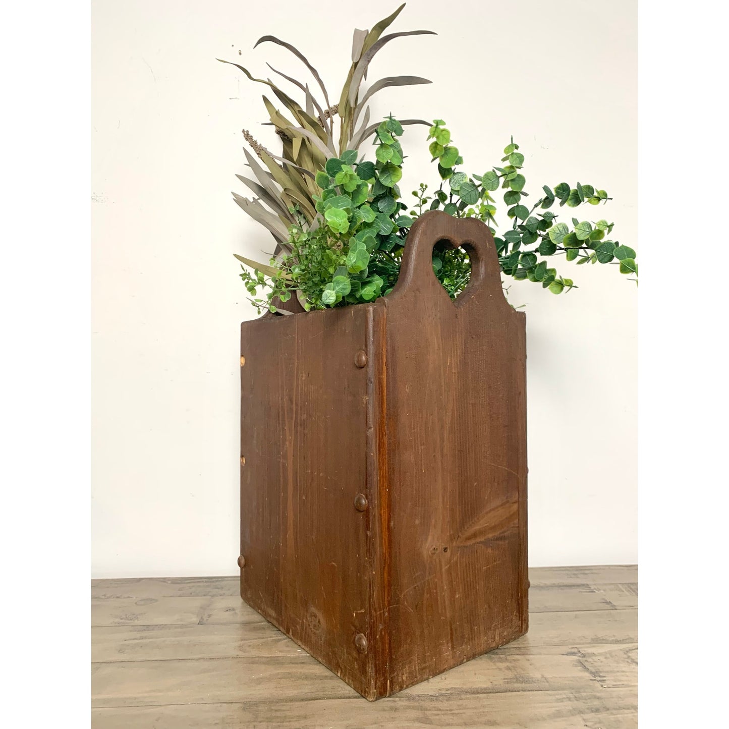 Vintage Wood Heart Cutout Umbrella Stand Magazine Holder Primitive Farmhouse Feminine Rustic