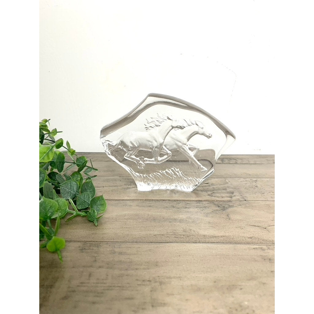 Vintage Clear Glass Horse Paperweight – Etched Wild Horses Sculpture