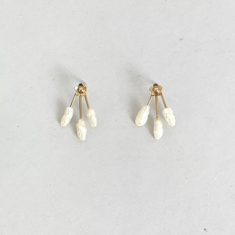 Vintage 14K Gold Filled Freshwater Pearl Drop Earrings Post Back Dainty Gold Jewelry