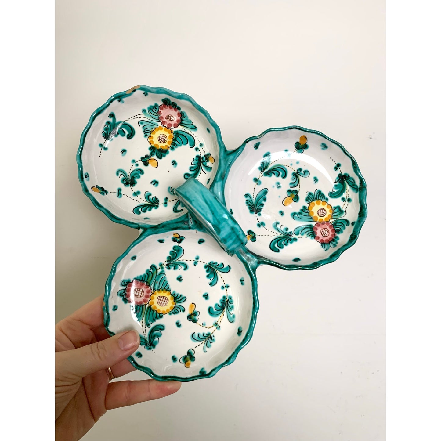 Vintage Hand Painted Italian Pottery Ceramic Serving Dish w Handle Signed Italy