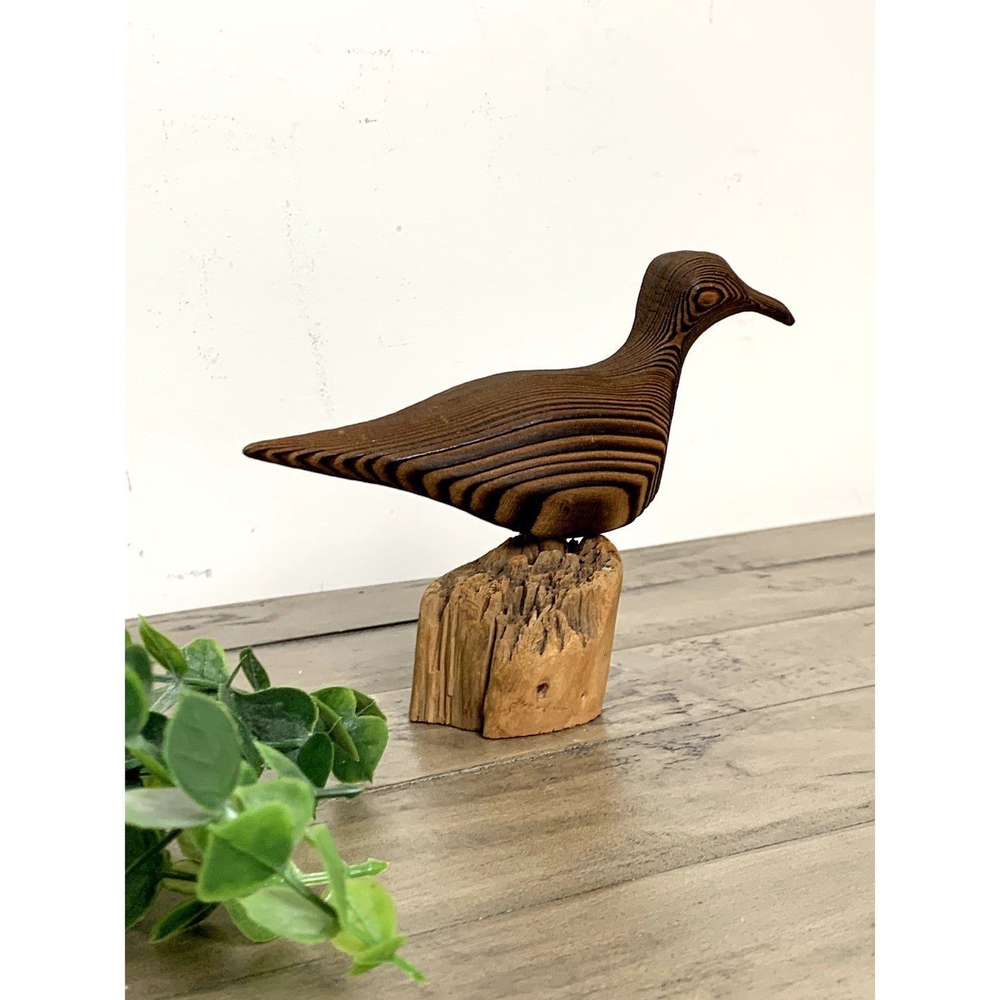 Vintage Hand-Carved Wooden Shorebird Figurine Rustic Coastal Bird Cottage Cabin