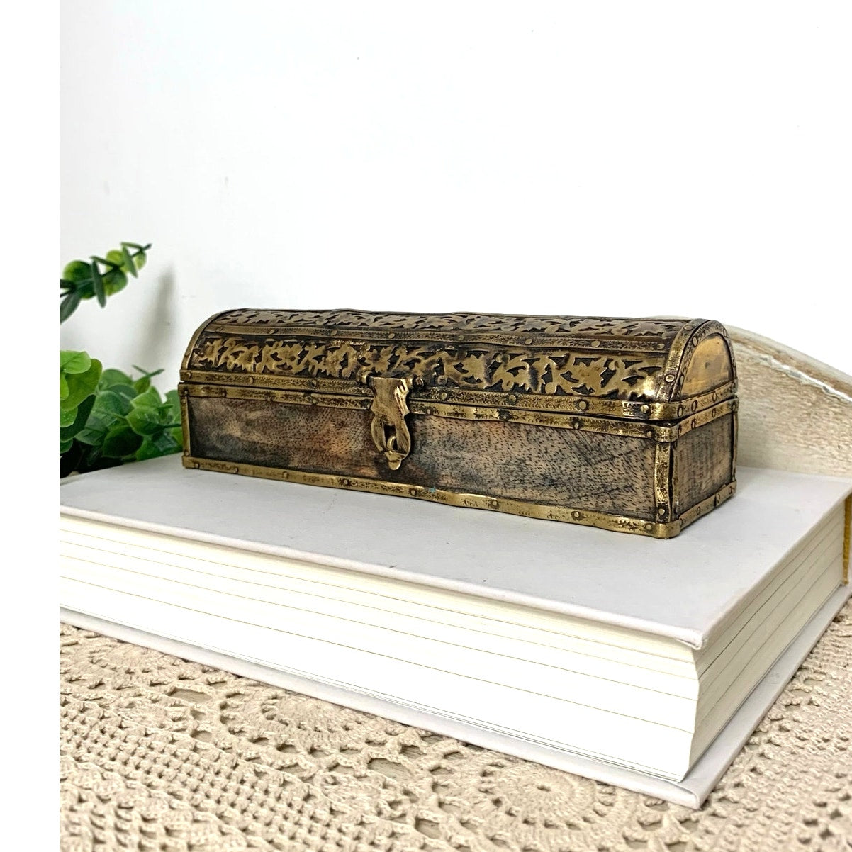 Vintage Brass Wood Trinket Box Floral Etched Hinged Jewelry Box Vanity Old World