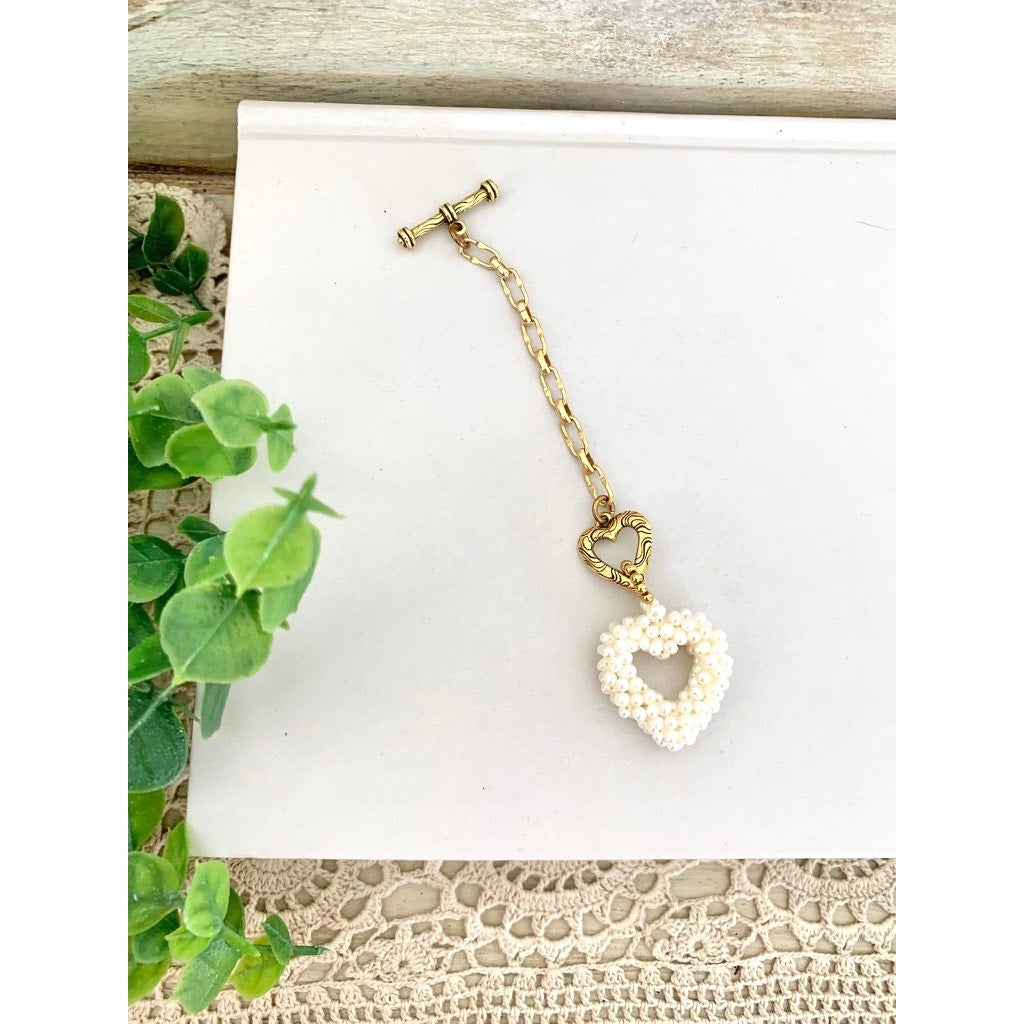 Beaded Pearl Heart Charm Gold Tone Toggle Extender Purse Keychain Romantic Jewelry