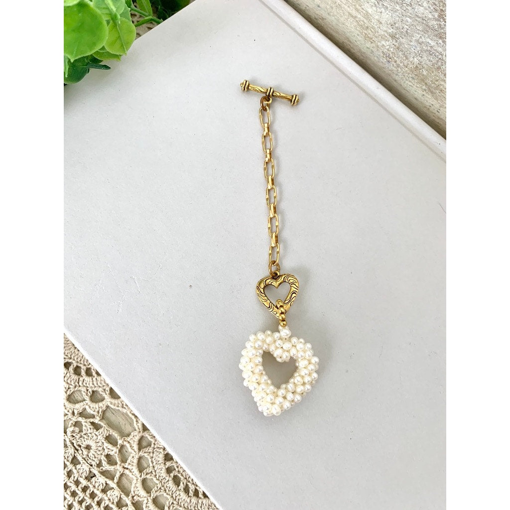 Beaded Pearl Heart Charm Gold Tone Toggle Extender Purse Keychain Romantic Jewelry