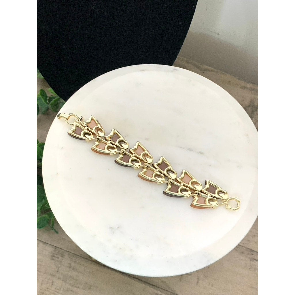 Vintage 1960s Lisner Thermoset Bracelet Oak Leaf & Berry Signed 7.25” Retro MCM