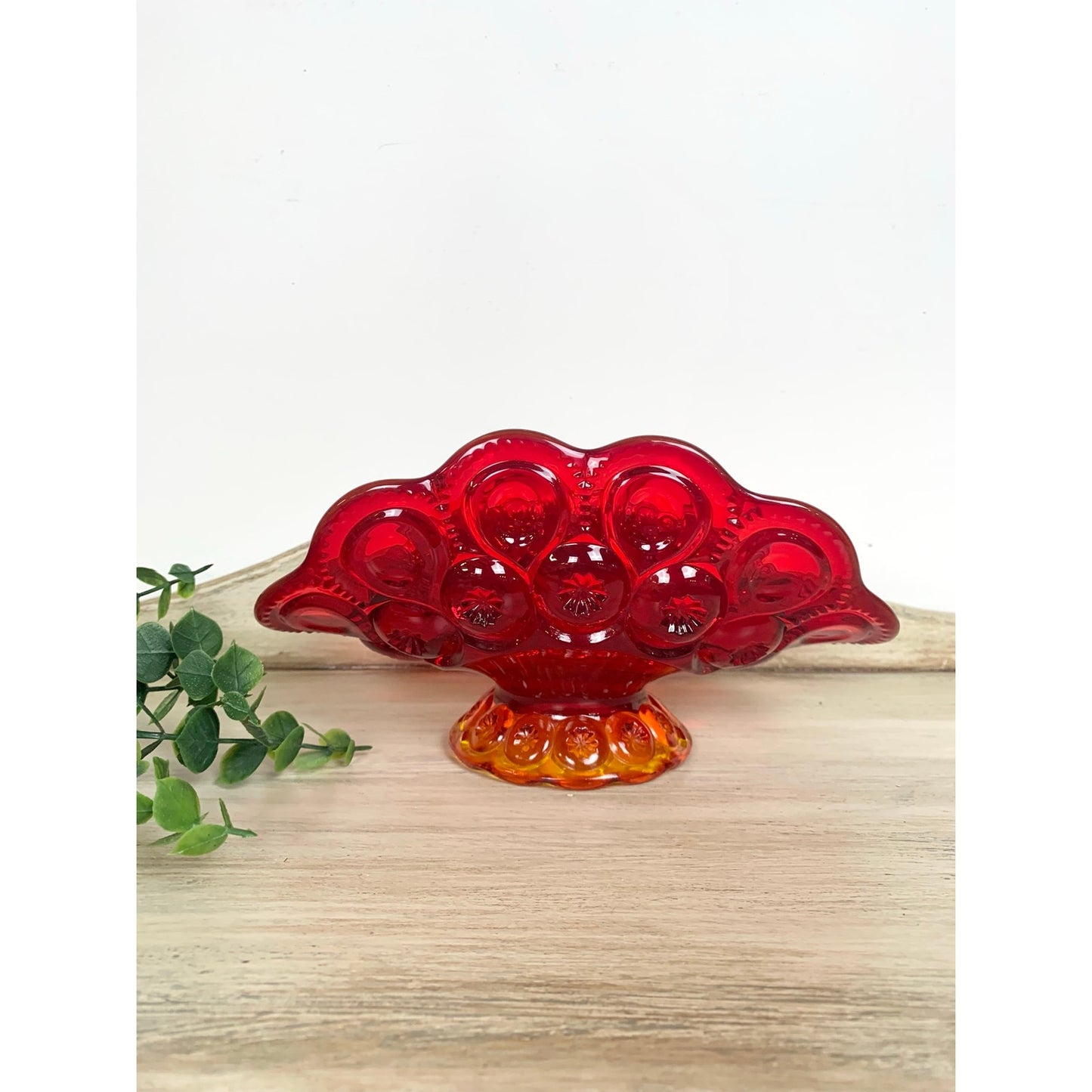 Vintage L.E. Smith Amberina Moon and Stars Banana Boat Glass Pedestal Vase Mid Century
