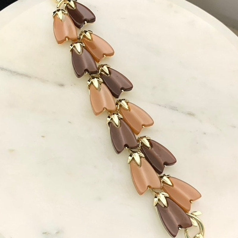 Vintage 1960s Lisner Thermoset Bracelet Oak Leaf & Berry Signed 7.25” Retro MCM