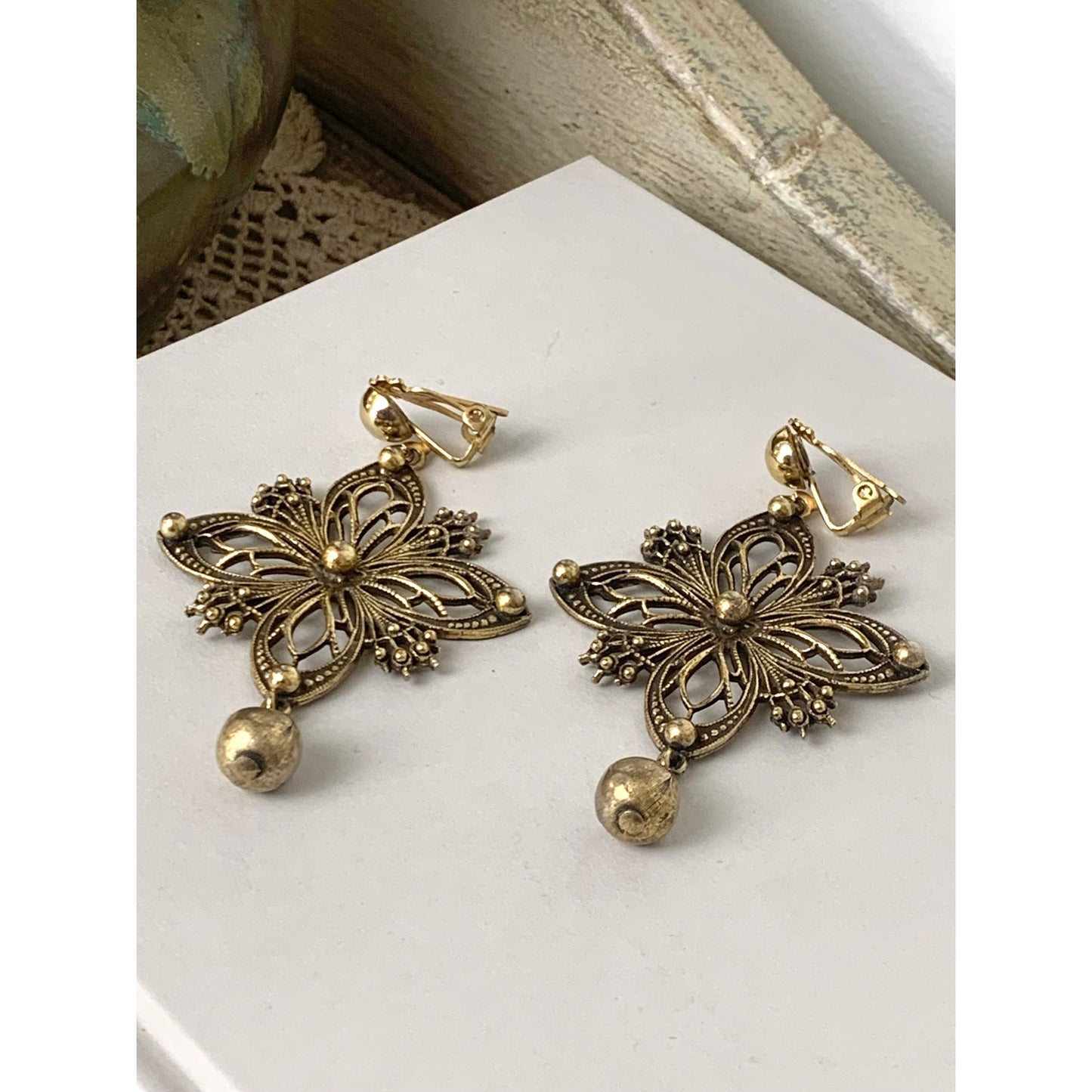 Vintage Gold Tone Clip On Earrings Ornate Filigree Floral Dangle Earrings Statement Jewelry