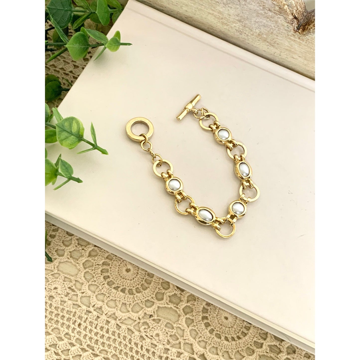 Vintage Liz Claiborne Bracelet Goldtone Silver Cabochon Toggle Bracelet Signed