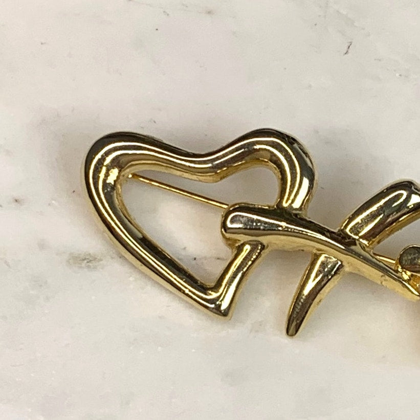 Vintage Goldtone Heart XX Brooch Love Kiss Hug Symbol Romantic Pin
