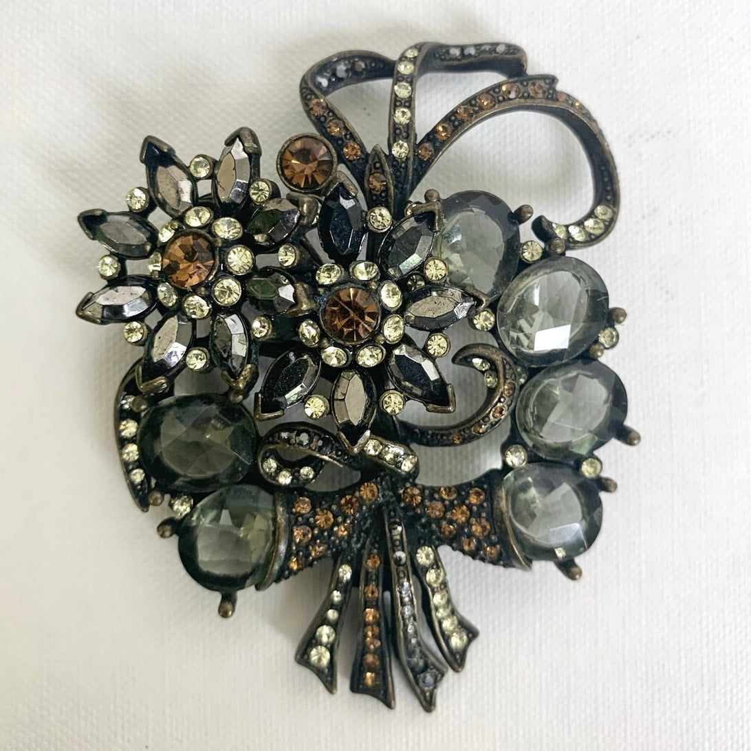 Vintage Avon Smoky Gray Topaz Glass Rhinestone Floral Bouquet Brooch Statement Pin