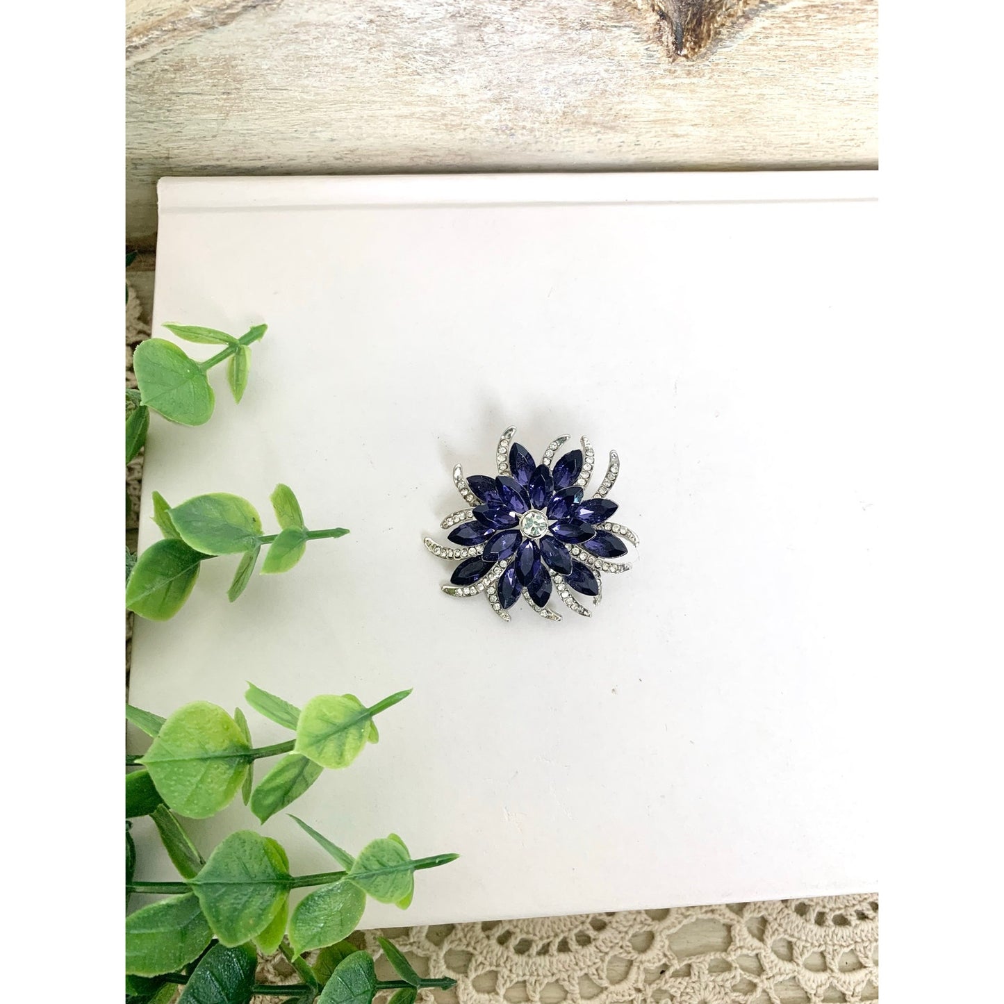 Vintage Blue Violet Rhinestone Flower Brooch Silvertone Statement Pin Mid Century Glam