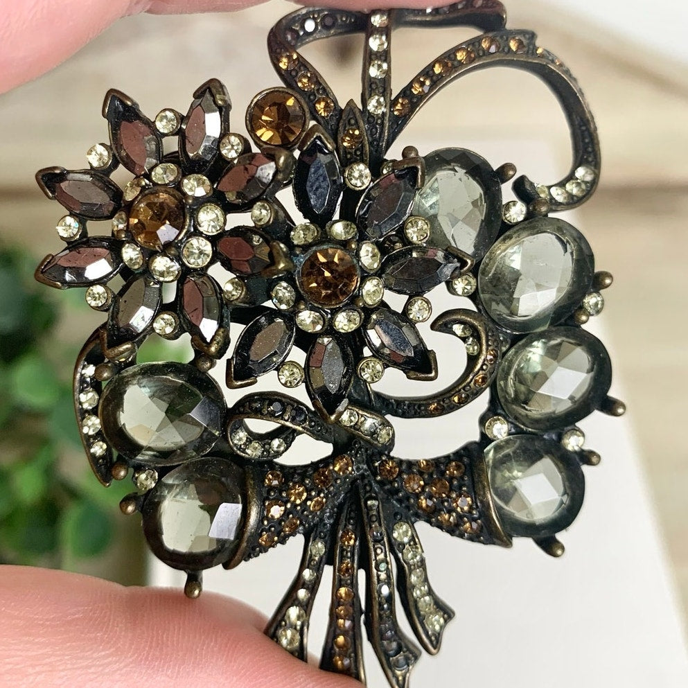 Vintage Avon Smoky Gray Topaz Glass Rhinestone Floral Bouquet Brooch Statement Pin
