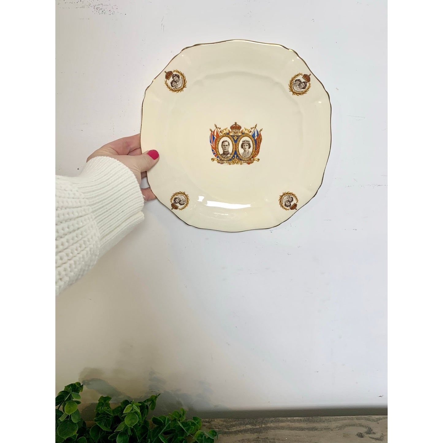 Vintage Alfred Meakin Royal Marigold Commemorative Plate Made in England