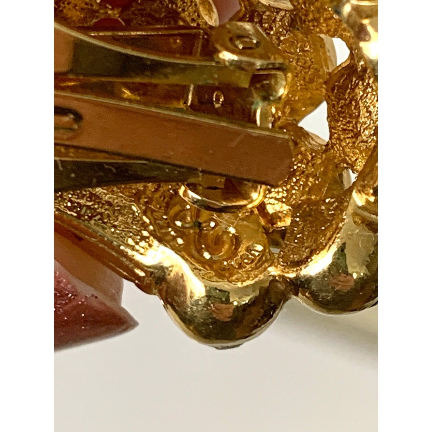 Elizabeth Taylor Avon Evening Star Clip On Earrings Vintage Rhinestone Goldtone Elegant