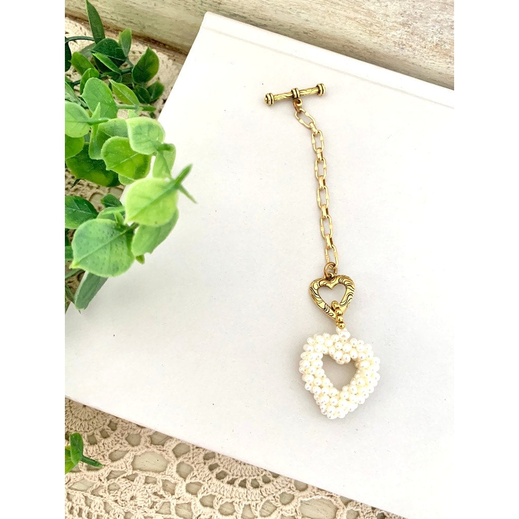 Beaded Pearl Heart Charm Gold Tone Toggle Extender Purse Keychain Romantic Jewelry