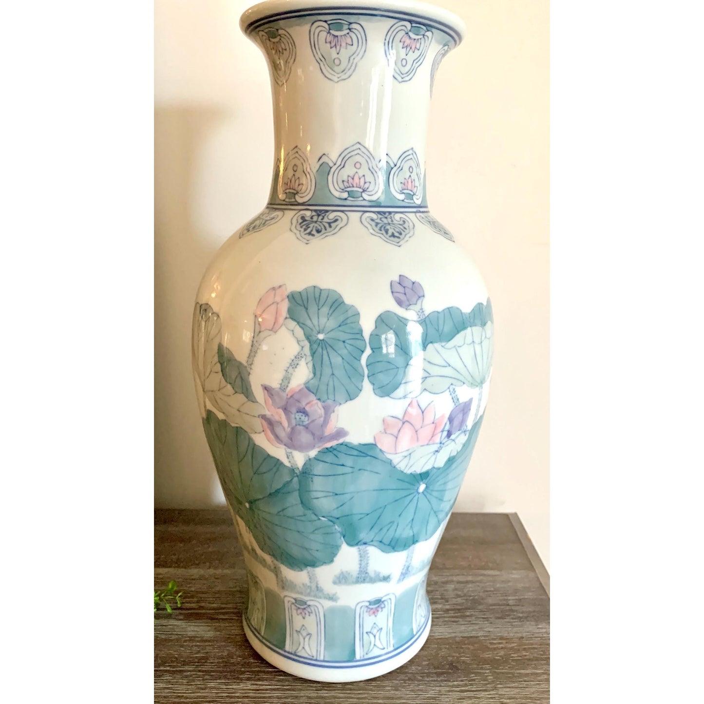 Chinoiserie Vintage Hand-Painted Porcelain Large Pastel Vase Urn Umbrella Stand