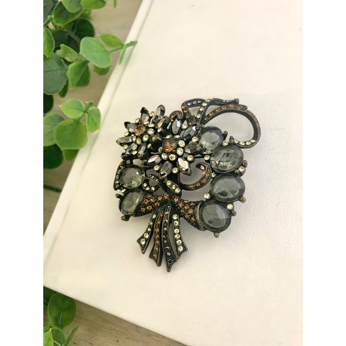 Vintage Avon Smoky Gray Topaz Glass Rhinestone Floral Bouquet Brooch Statement Pin