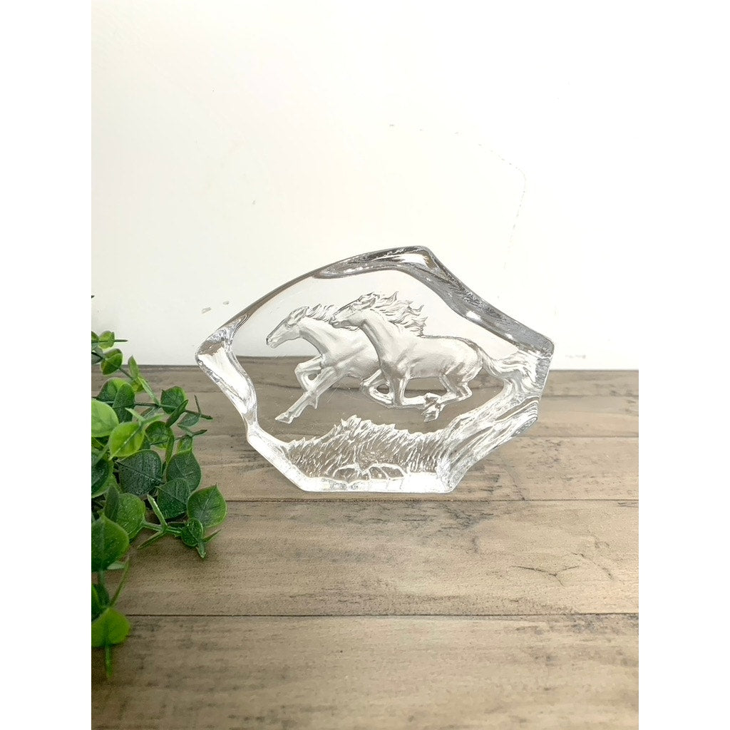 Vintage Clear Glass Horse Paperweight – Etched Wild Horses Sculpture