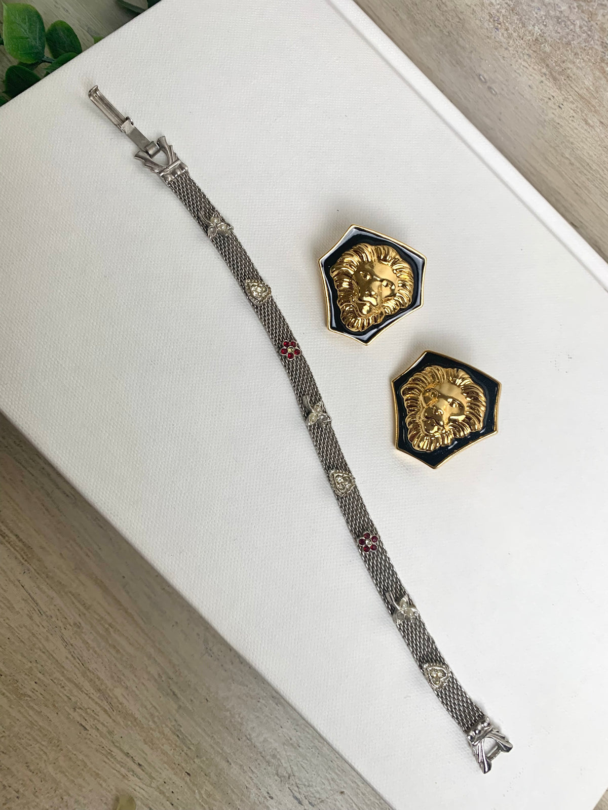 Vintage Jewelry
