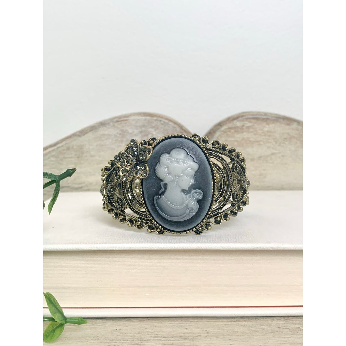 Cameo Stretch Bracelet Rhinestone Floral Victorian Revival Style Statement Jewelry