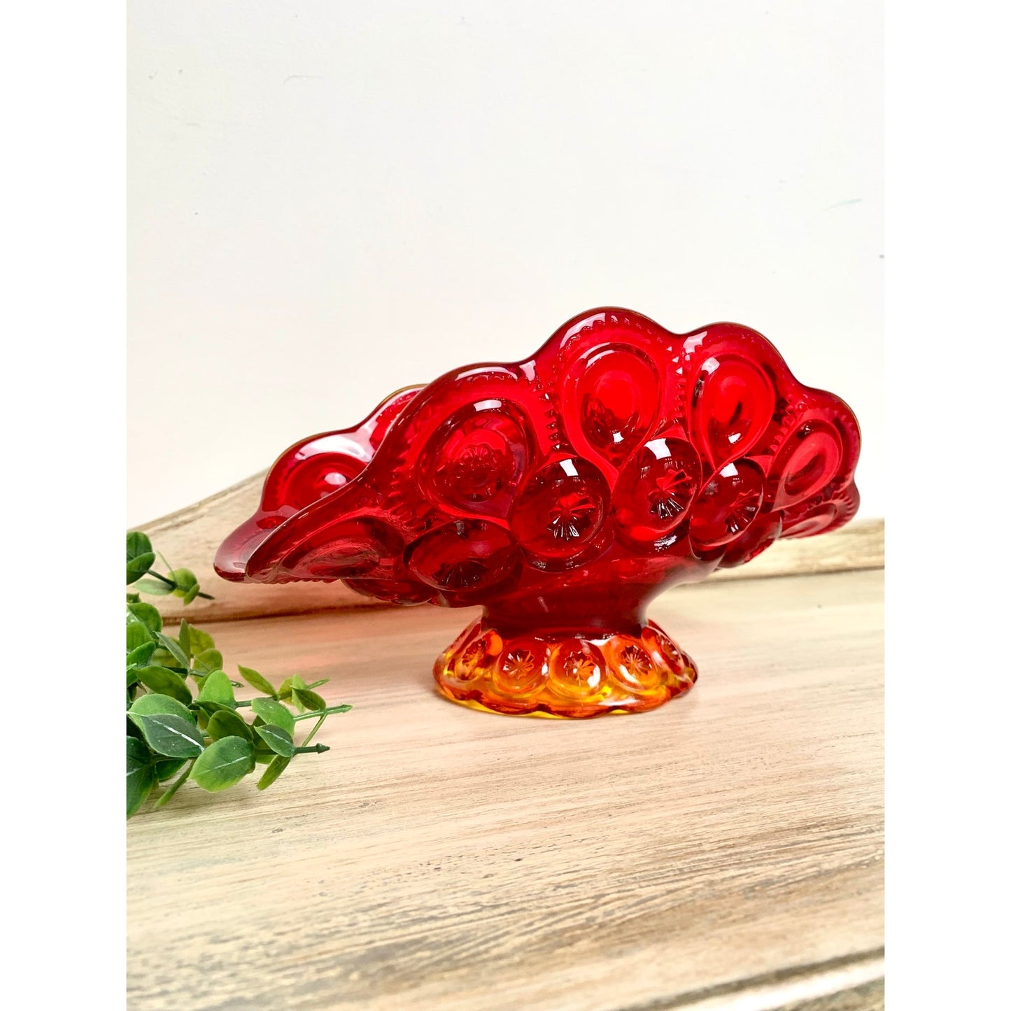 Vintage L.E. Smith Amberina Moon and Stars Banana Boat Glass Pedestal Vase Mid Century