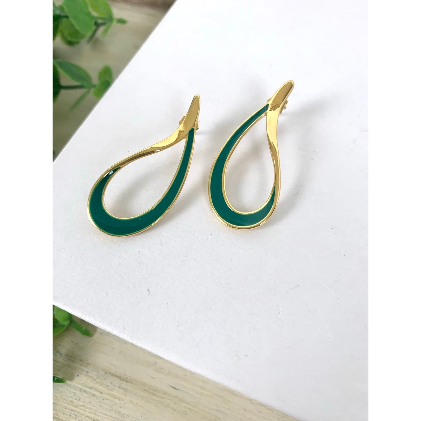 Vintage Green Enamel Goldtone Teardrop Post Back Earrings Retro Statement 80s