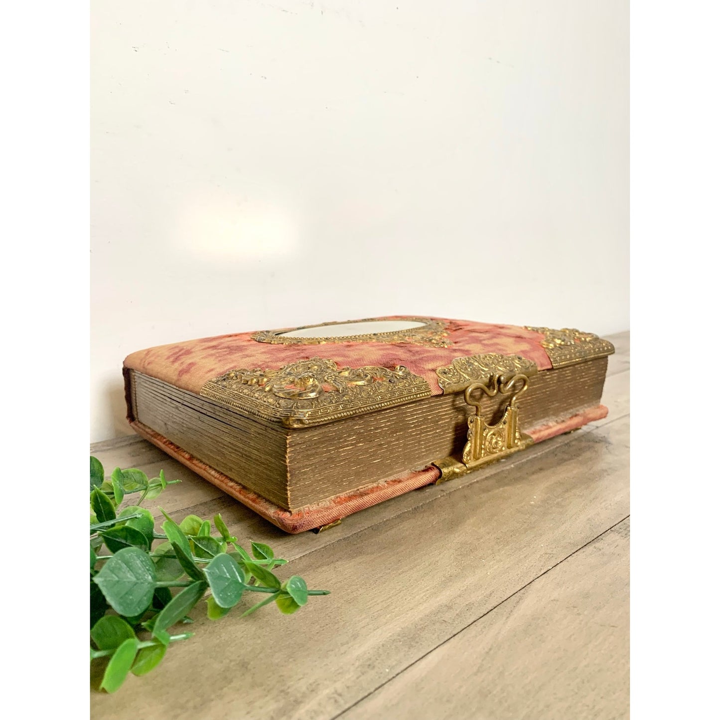 Antique Victorian Photograph Album Cherub Gilt Memorial Keepsake Ephemera Romantic