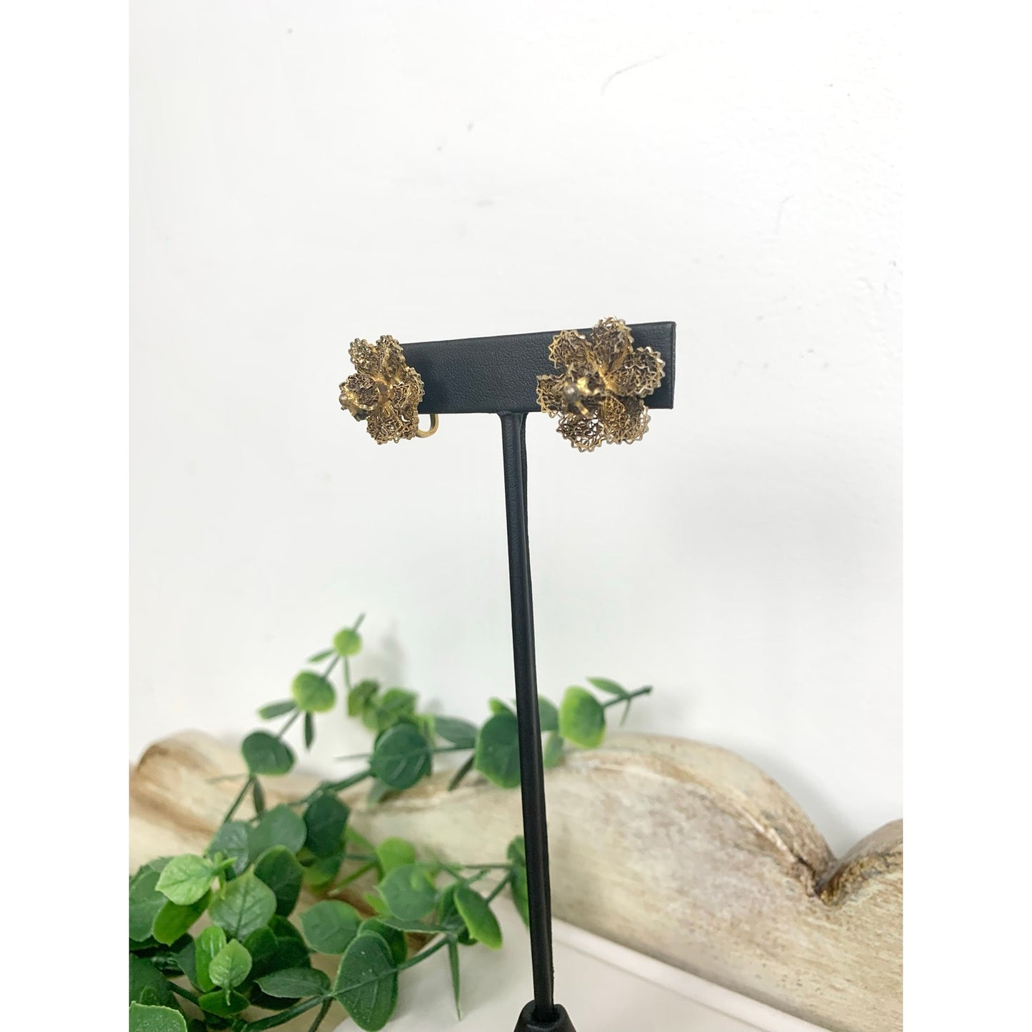 Vintage Goldtone Filigree Flower Screw Back Earrings Mid Century Romantic Feminine