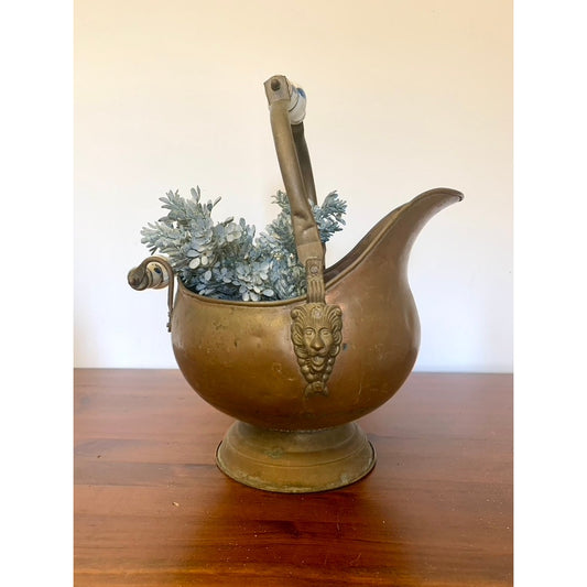 Large Vintage Copper Coal Scuttle with Lion Heads and Delft Handles Old World Cottagecore