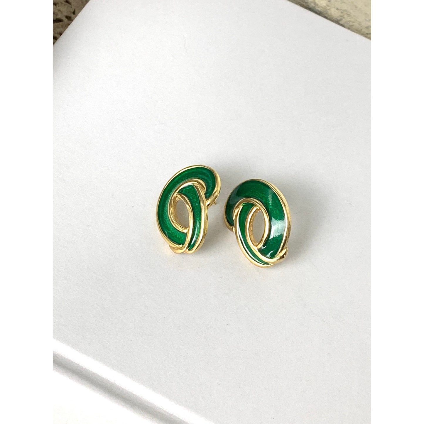 Vintage Green Enamel Goldtone Post Back Earrings Classic Jewelry Retro Glam