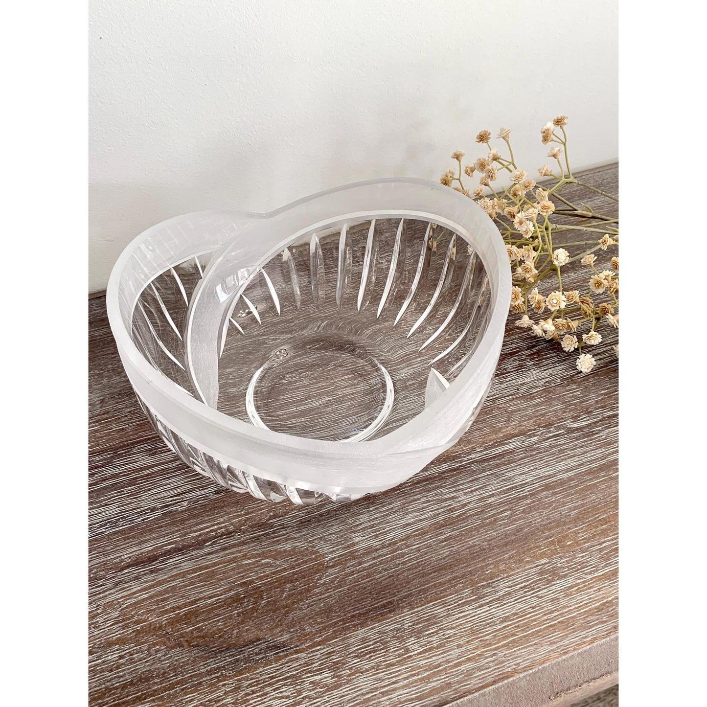 Stunning Crystal Glass Bowl with Frosted Rim and Ribbed Design
