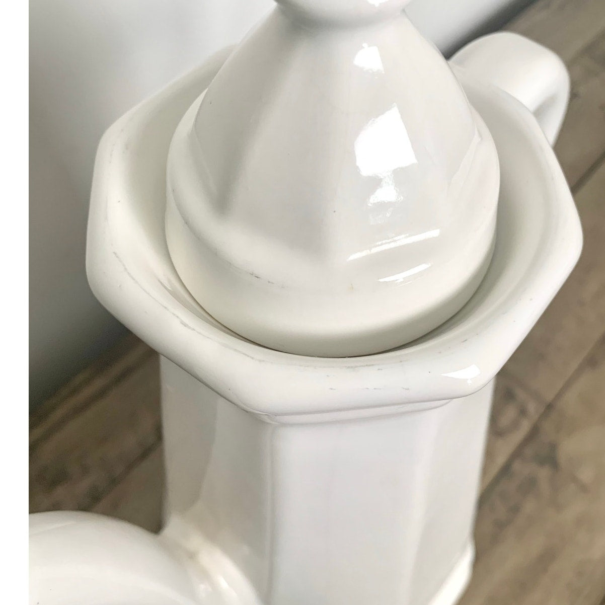 Vintage Pfaltzgraff Heritage Tall White Coffee Pot Octagonal Teapot Country Cottage Farmhouse