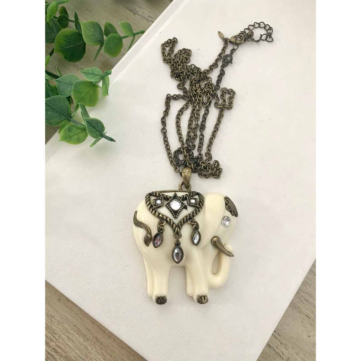 Vintage Avon Elephant Pendant Necklace Cream Resin Rhinestone Saddle Boho