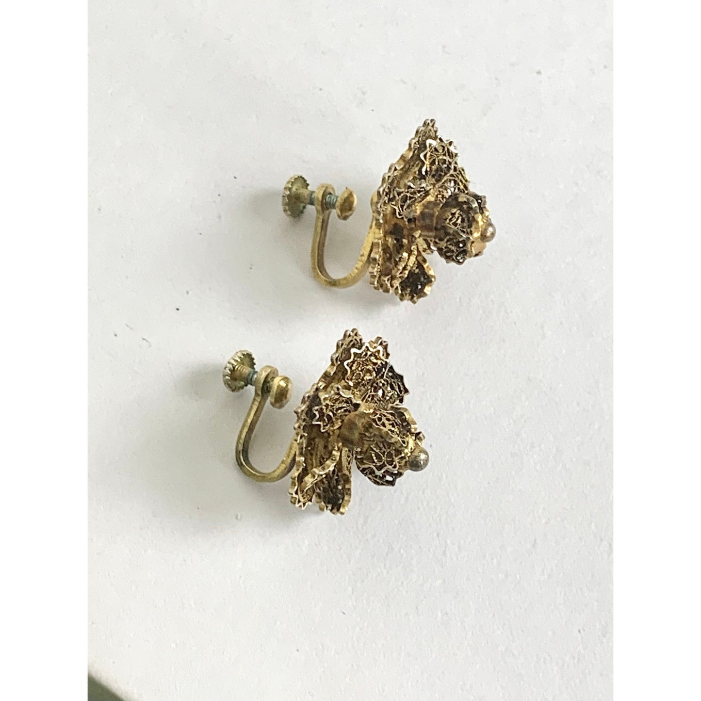 Vintage Goldtone Filigree Flower Screw Back Earrings Mid Century Romantic Feminine