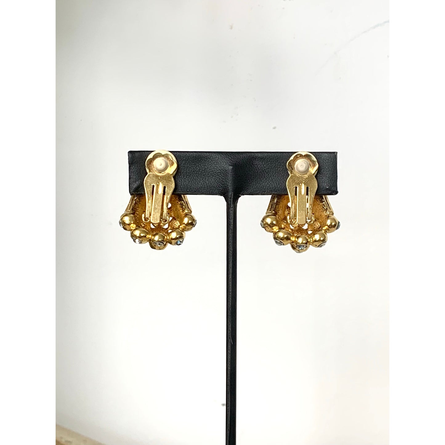 Elizabeth Taylor Avon Evening Star Clip On Earrings Vintage Rhinestone Goldtone Elegant