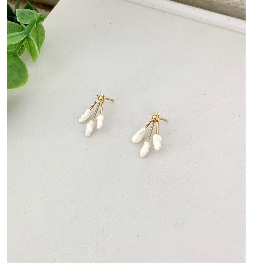 Vintage 14K Gold Filled Freshwater Pearl Drop Earrings Post Back Dainty Gold Jewelry